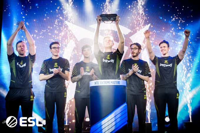 父亲的光环 父亲的光环